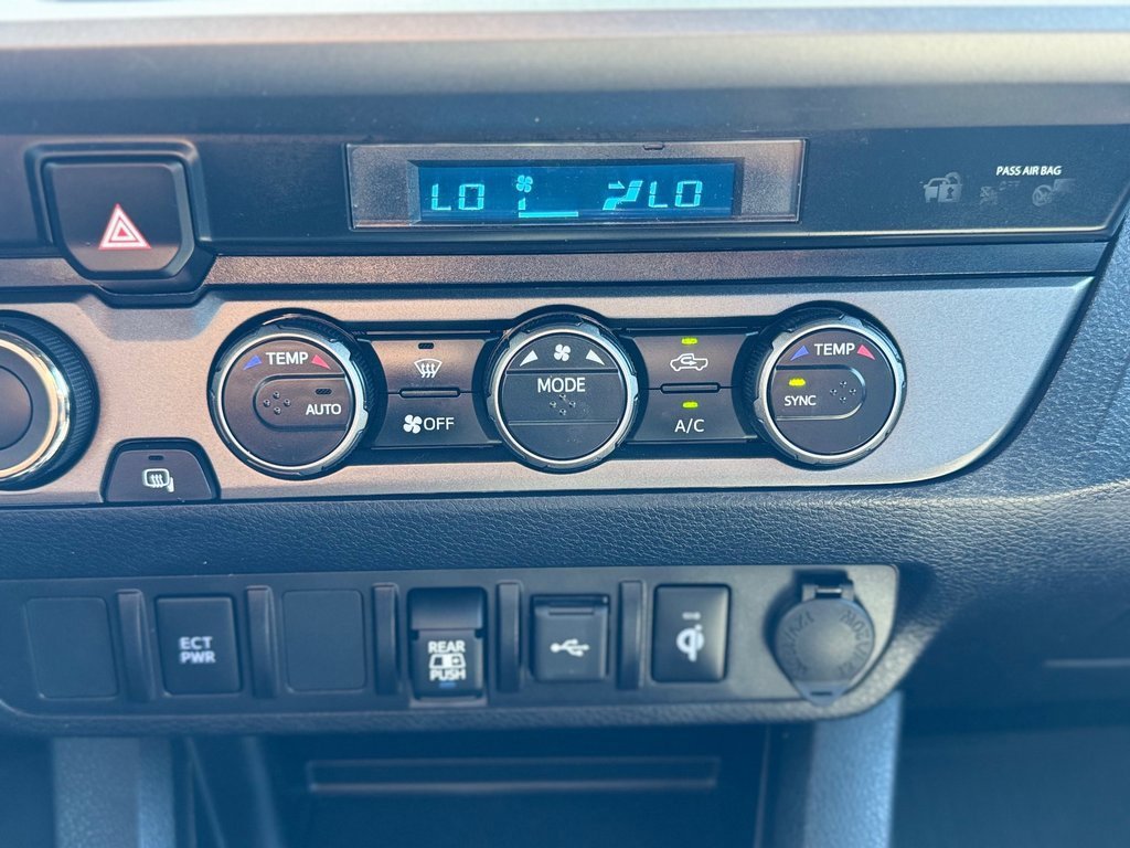 Used 2023 Toyota Tacoma TRD Sport image 17