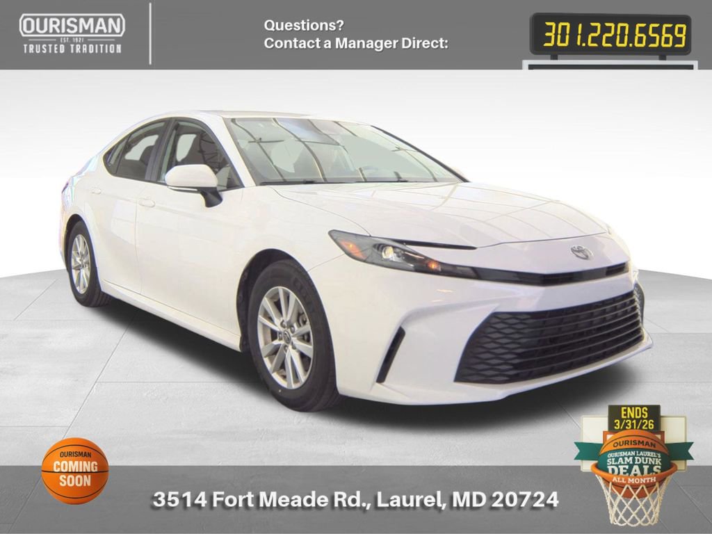 Used 2025 Toyota Camry LE image 4