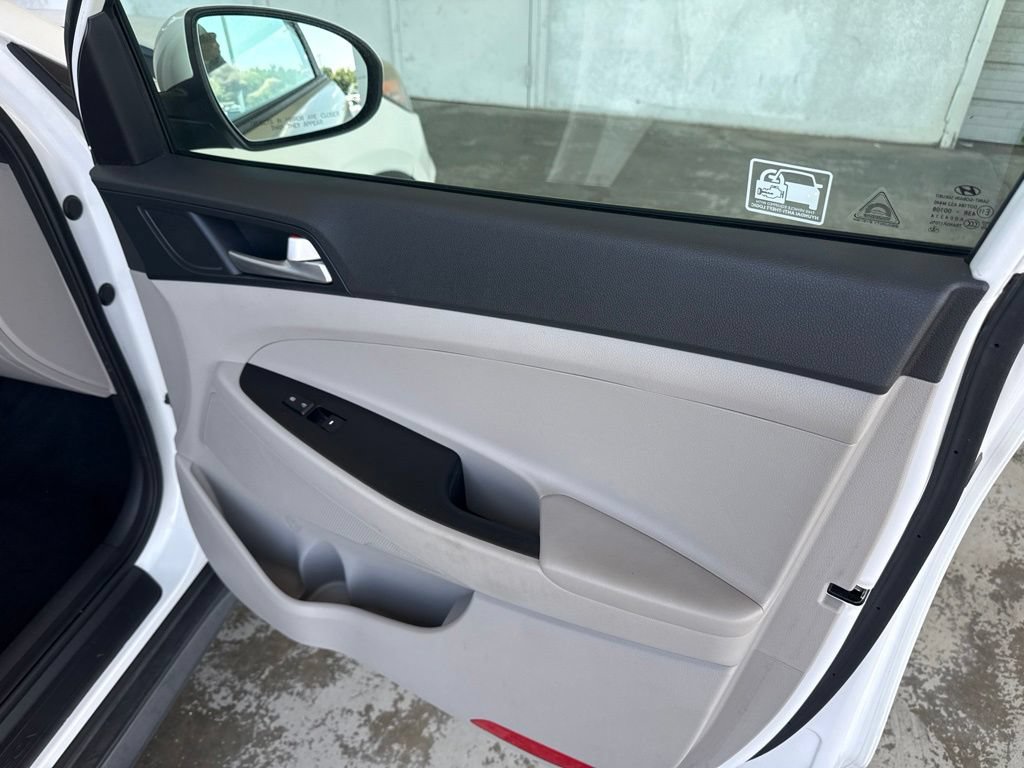Used 2019 Hyundai Tucson SE AWD/4WD image 34