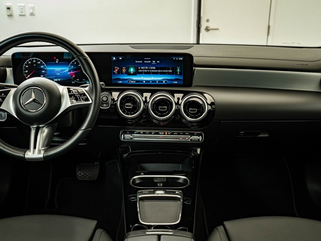 Certified 2025 Mercedes-Benz CLA 250 4MATIC image 31