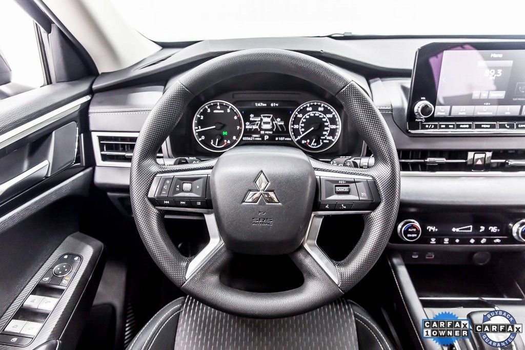 Used 2024 Mitsubishi Outlander ES image 18