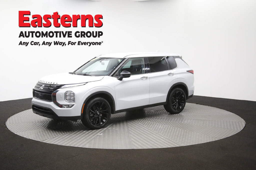 Used 2023 Mitsubishi Outlander SE Black Edition AWD/4WD image 59