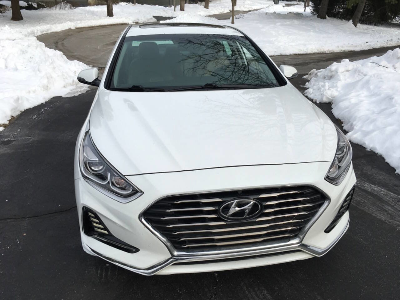 Used 2018 Hyundai Sonata Limited w/ Cargo Package image 9