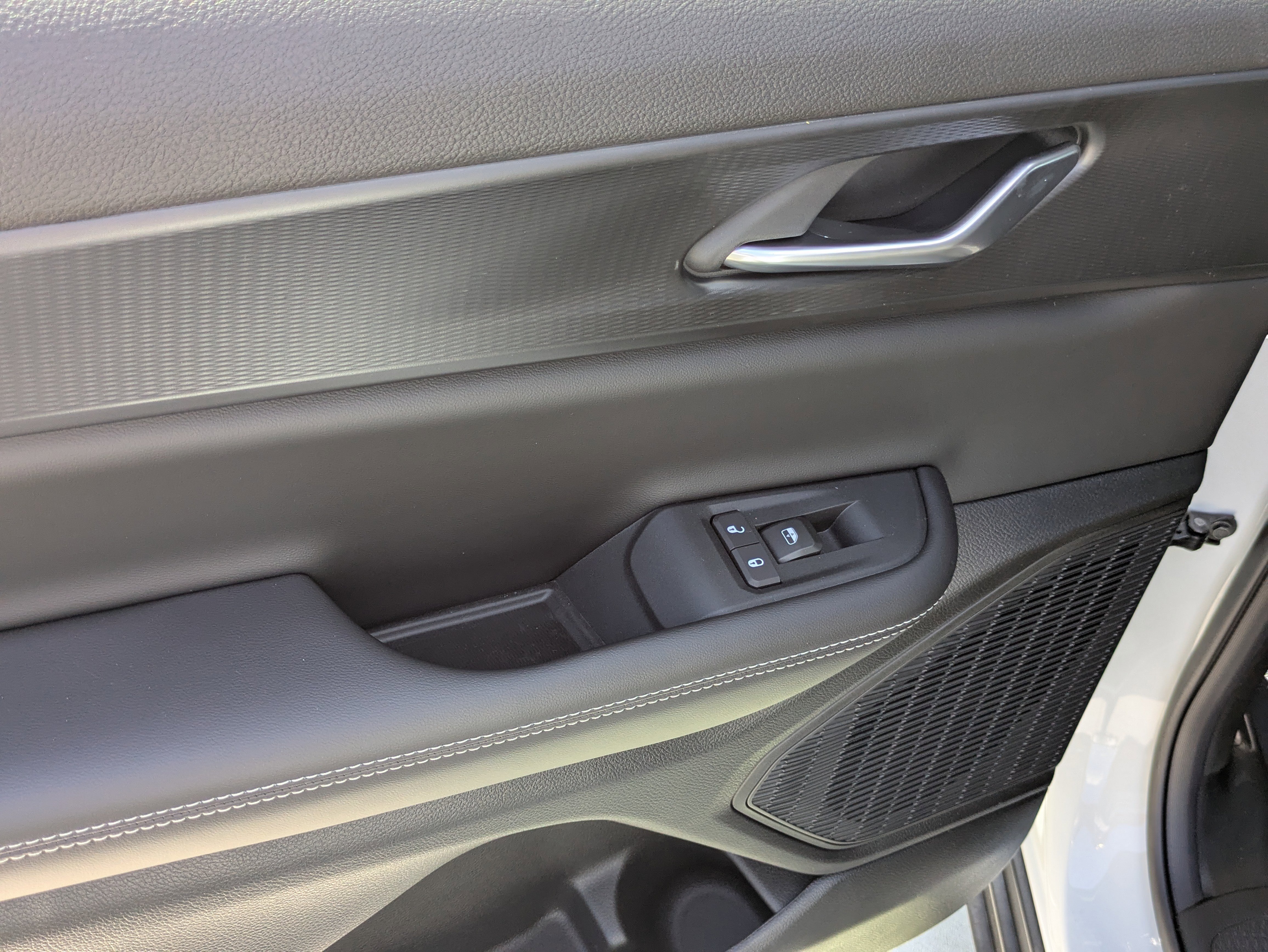 New 2026 Jeep Grand Cherokee L Laredo RWD image 14