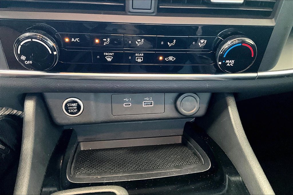 Used 2023 Nissan Rogue S FWD image 15