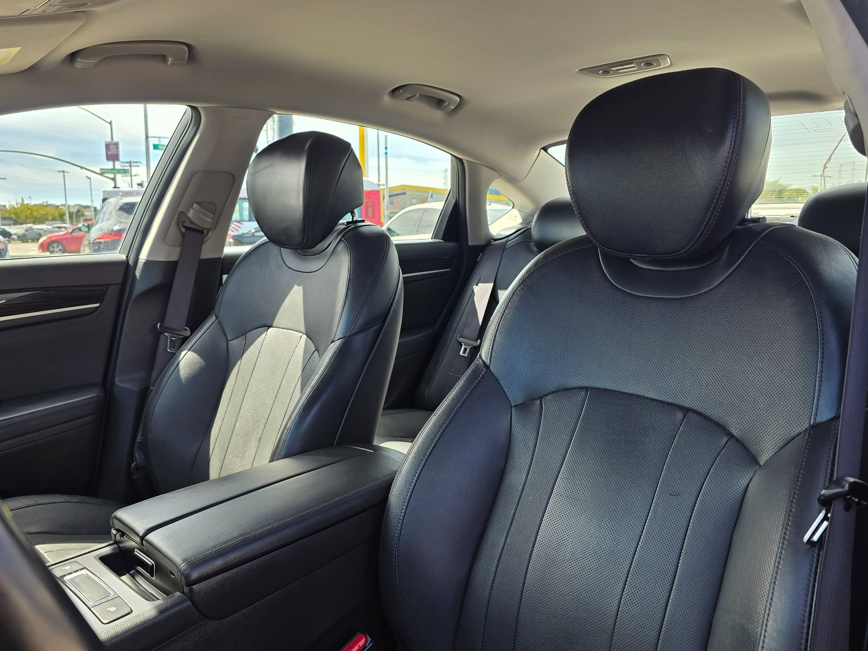 Used 2018 Genesis G80 3.8 image 15