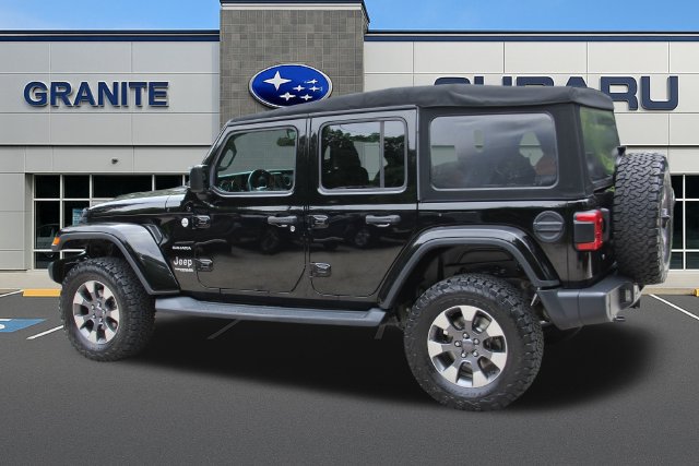 Used 2018 Jeep Wrangler Unlimited Sahara AWD/4WD image 8
