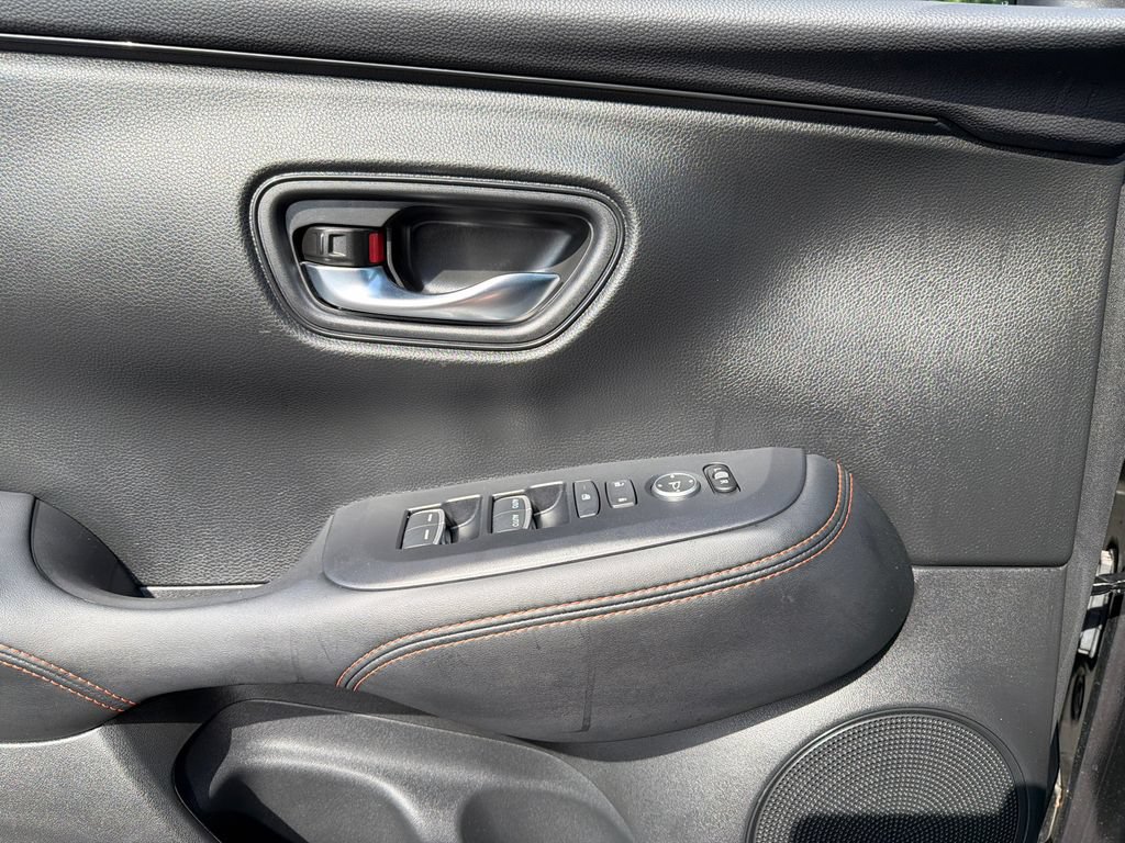 Used 2025 Honda HR-V Sport image 23