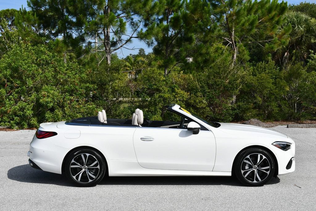 Used 2024 Mercedes-Benz CLE 300 4MATIC Cabriolet image 42