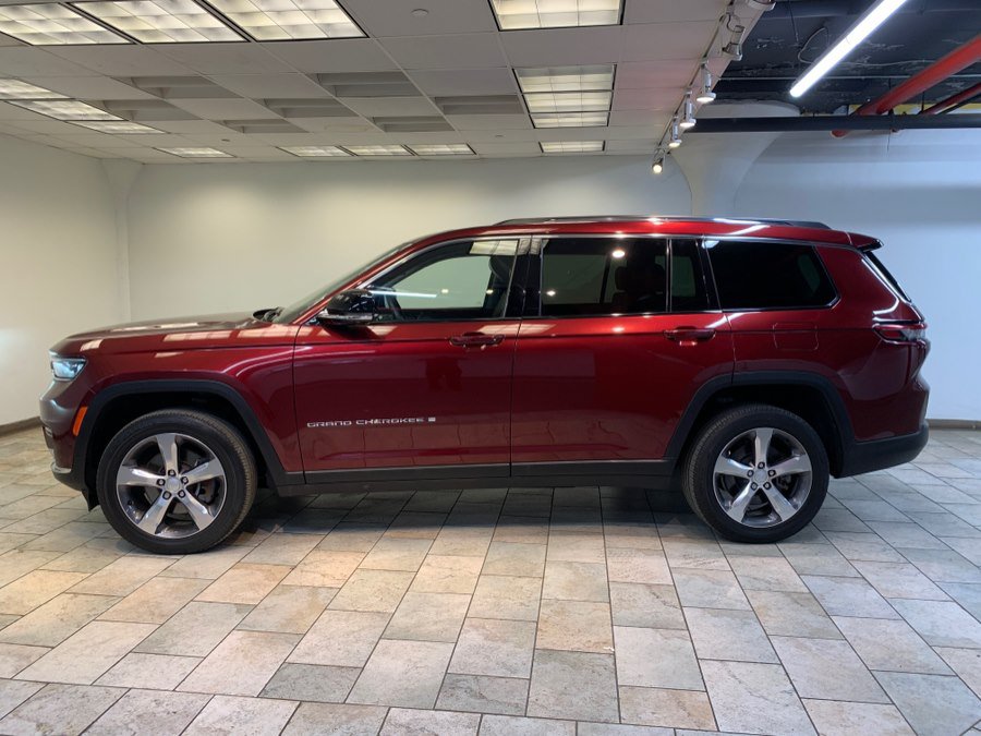 Used 2022 Jeep Grand Cherokee L Limited w/ Luxury Tech Group II AWD/4WD image 12