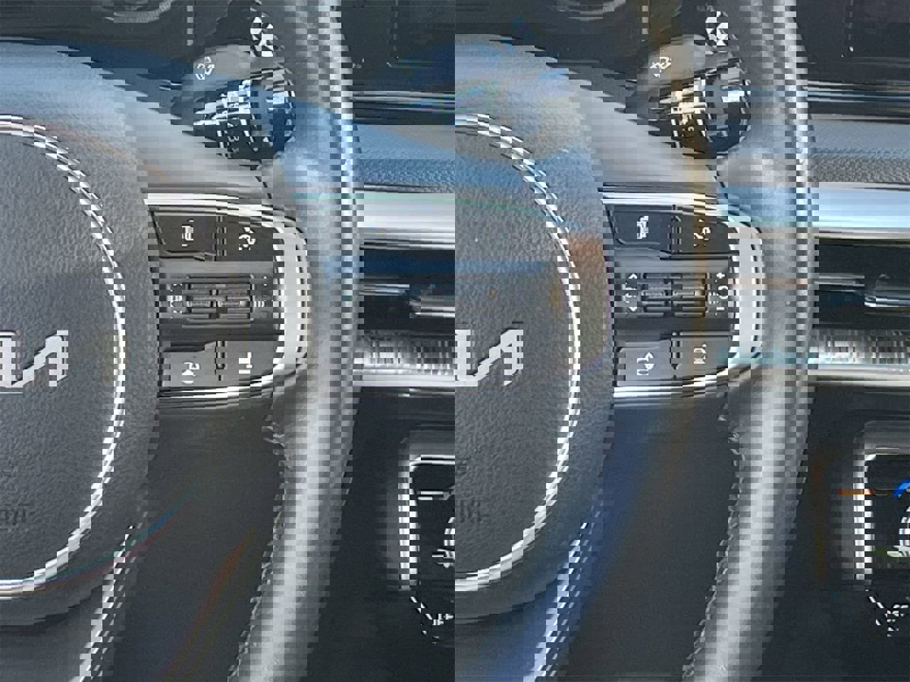 Used 2024 Kia K5 GT-Line w/ GT-Line Premium Package image 23