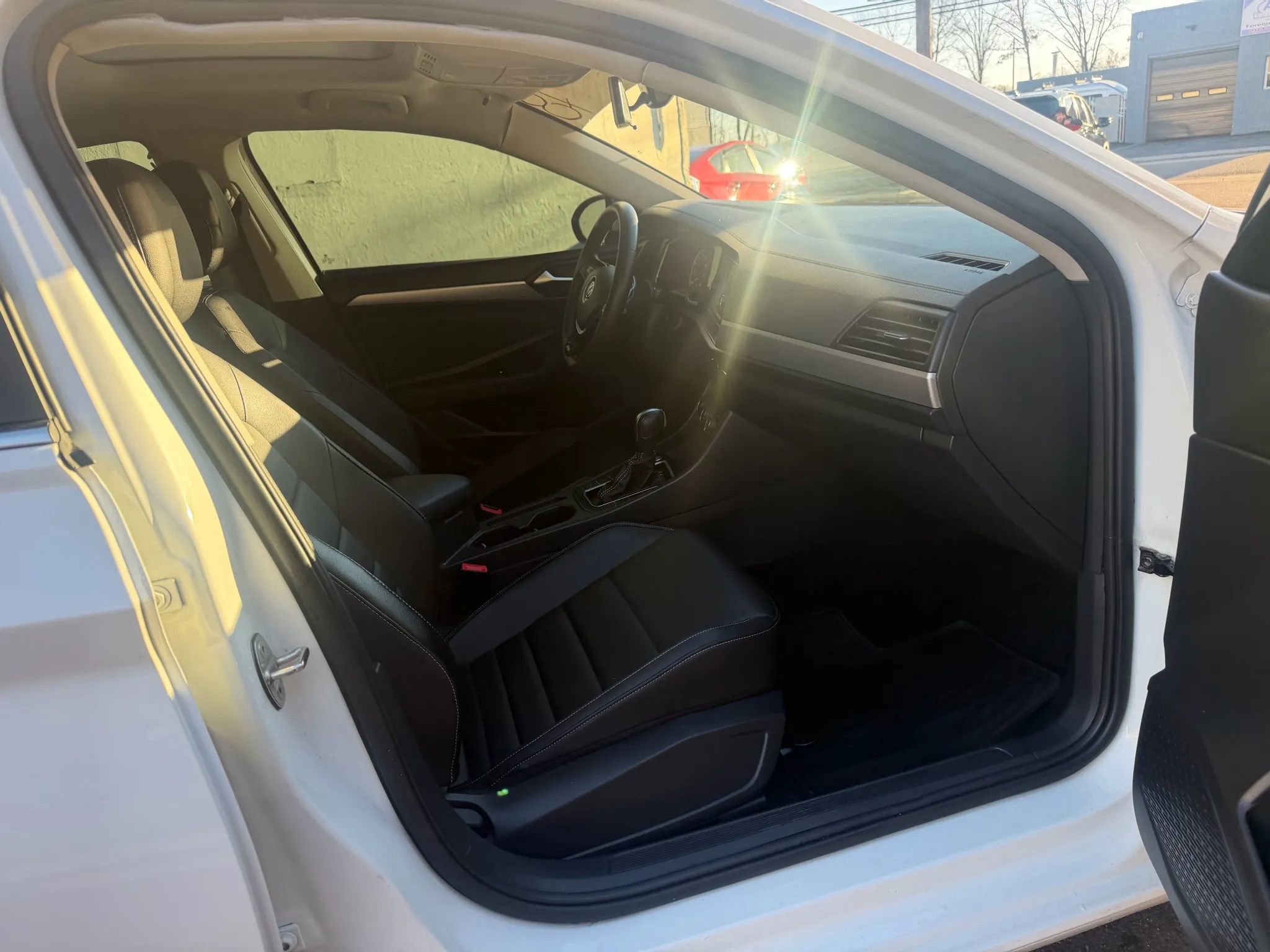 Used 2021 Volkswagen Jetta SE image 26