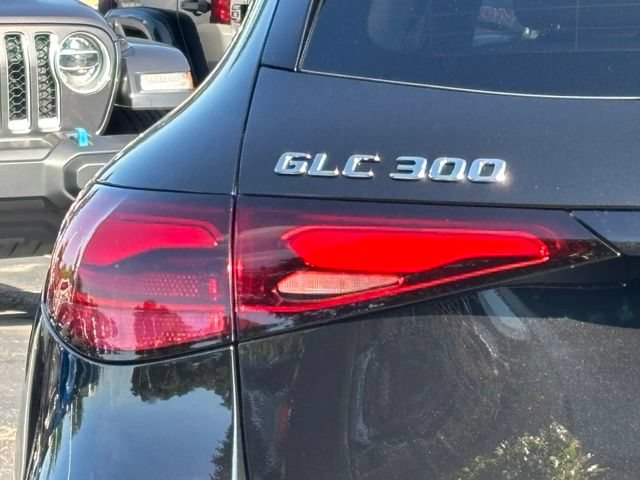 New 2027 Mercedes-Benz GLC 300 4MATIC image 11