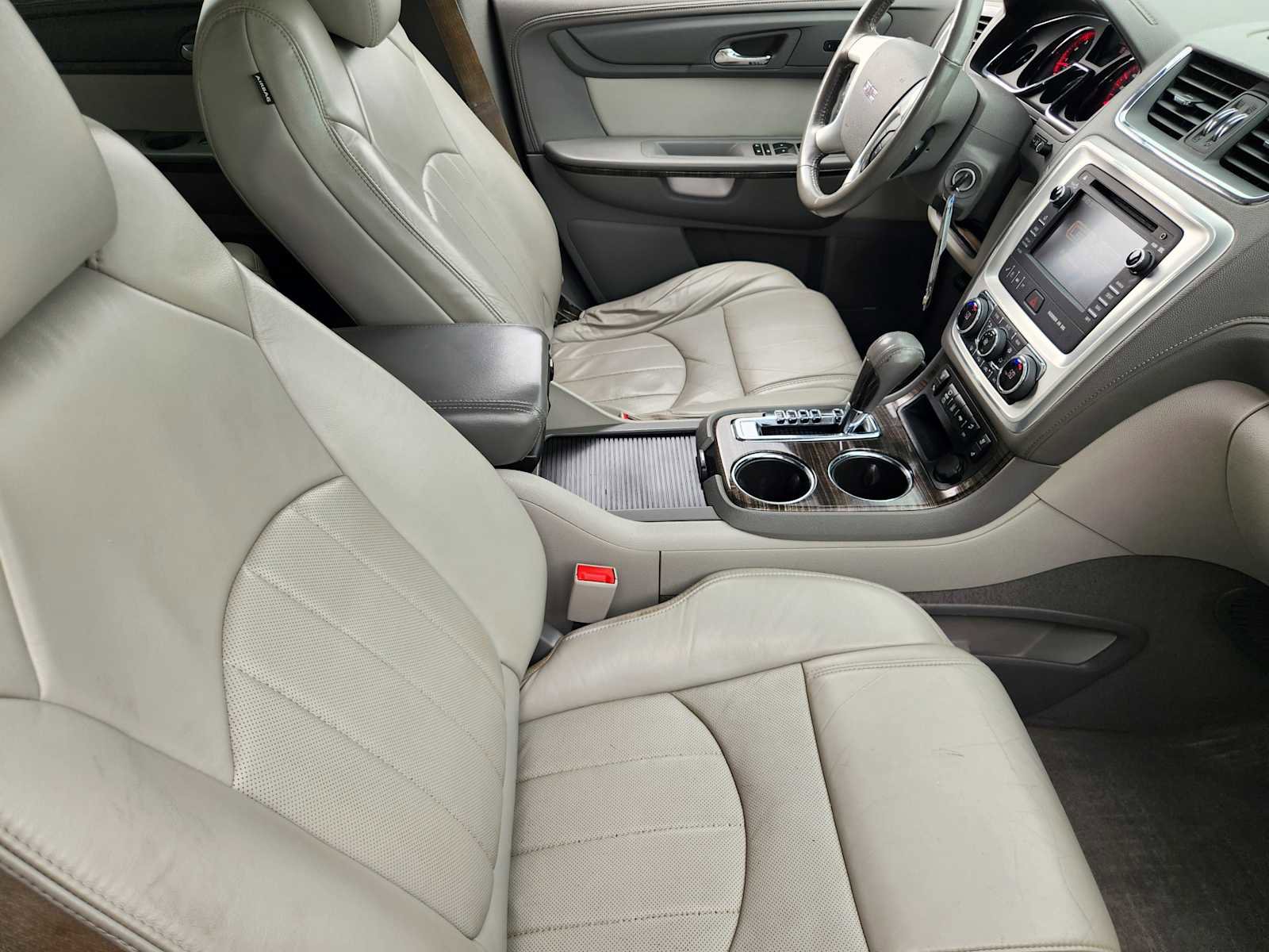 Used 2013 GMC Acadia SLT w/ Technology Package AWD/4WD image 13