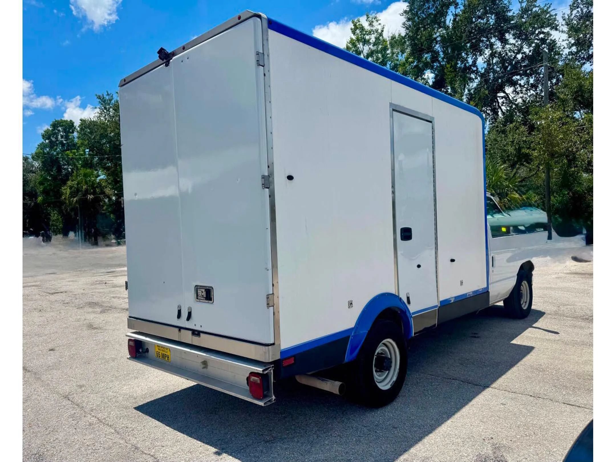 Used 2023 Ford E-350 and Econoline 350 Super Duty w/ Power Windows & Locks Group RWD image 11