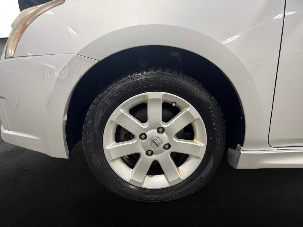 Used 2011 Nissan Sentra 2.0 SR FWD image 11