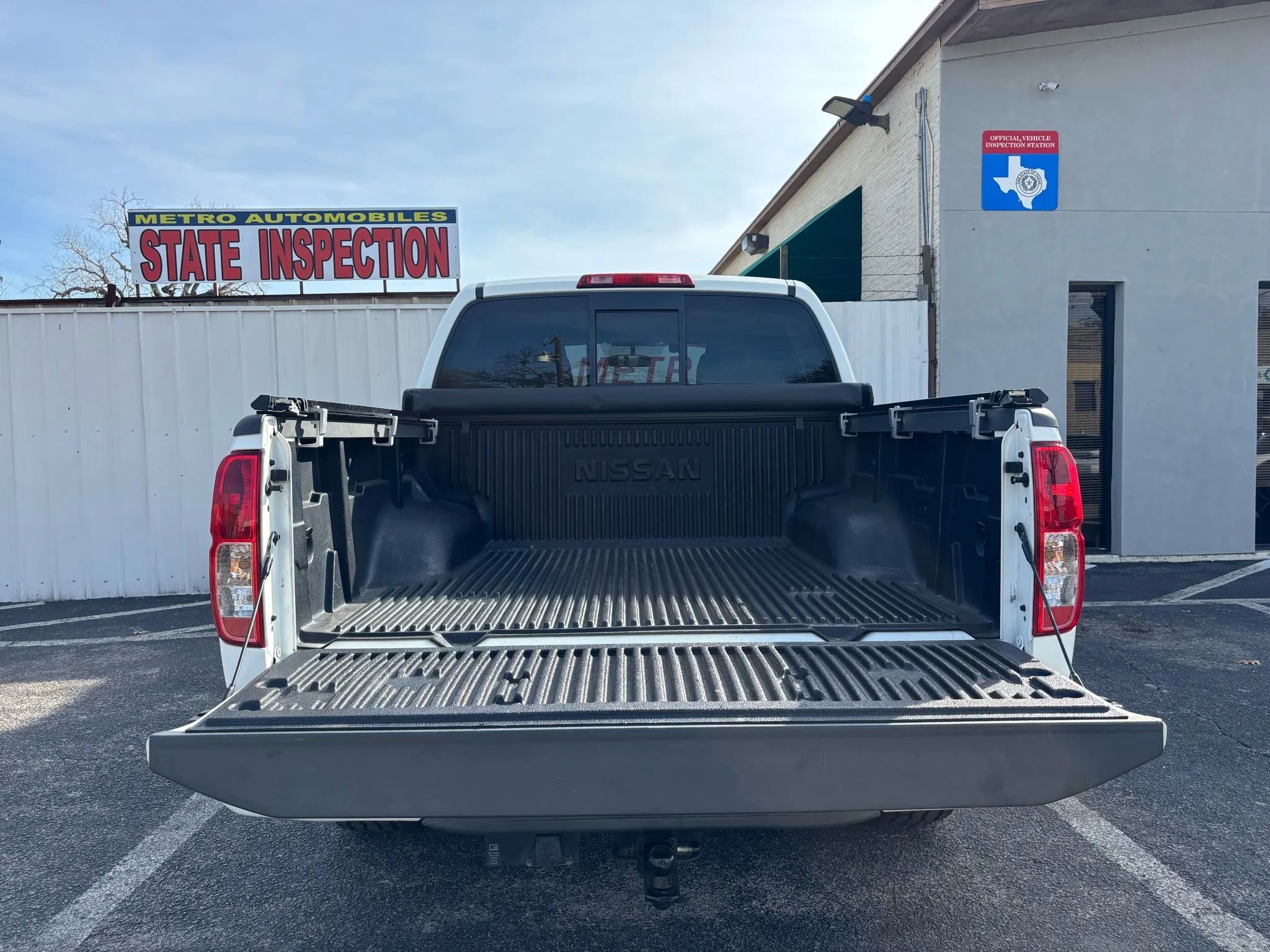 Used 2019 Nissan Frontier Desert Runner image 5