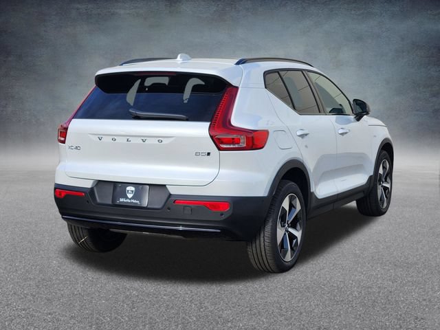 New 2026 Volvo XC40 B5 Plus w/ Protection Package Premier AWD/4WD image 7