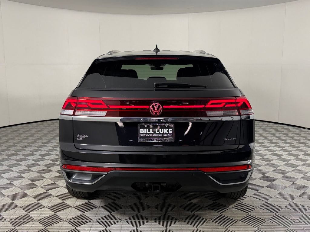 Used 2025 Volkswagen Atlas Cross Sport SE AWD/4WD image 9
