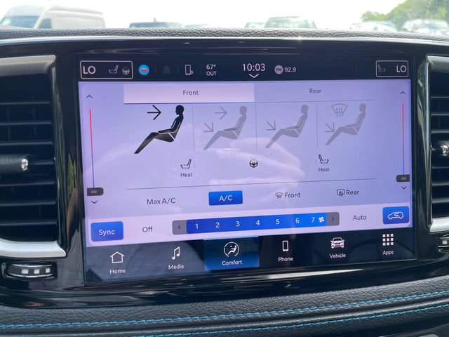 Used 2021 Chrysler Pacifica Touring-L FWD image 33