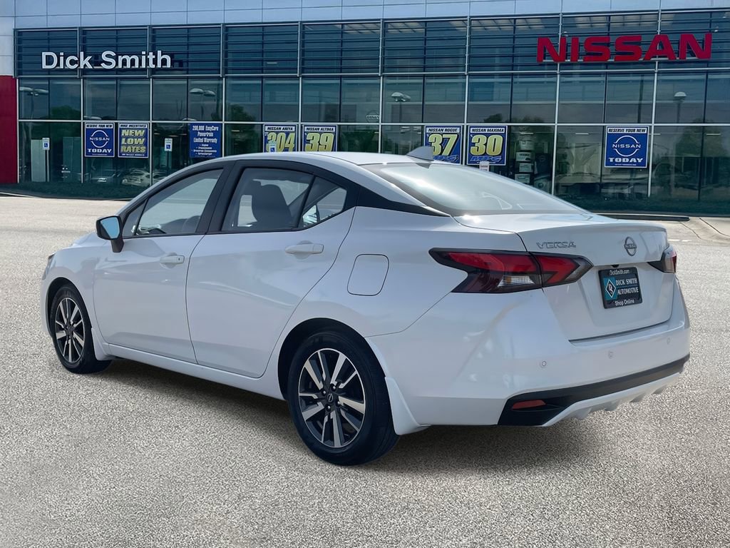 Used 2025 Nissan Versa SV w/ Trunk Package image 4