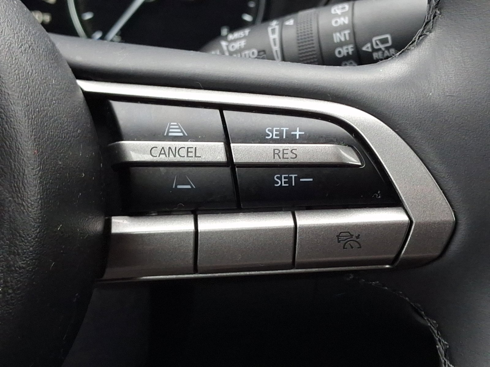 Certified 2023 MAZDA CX-30 AWD 2.5 S w/ Select Package image 23