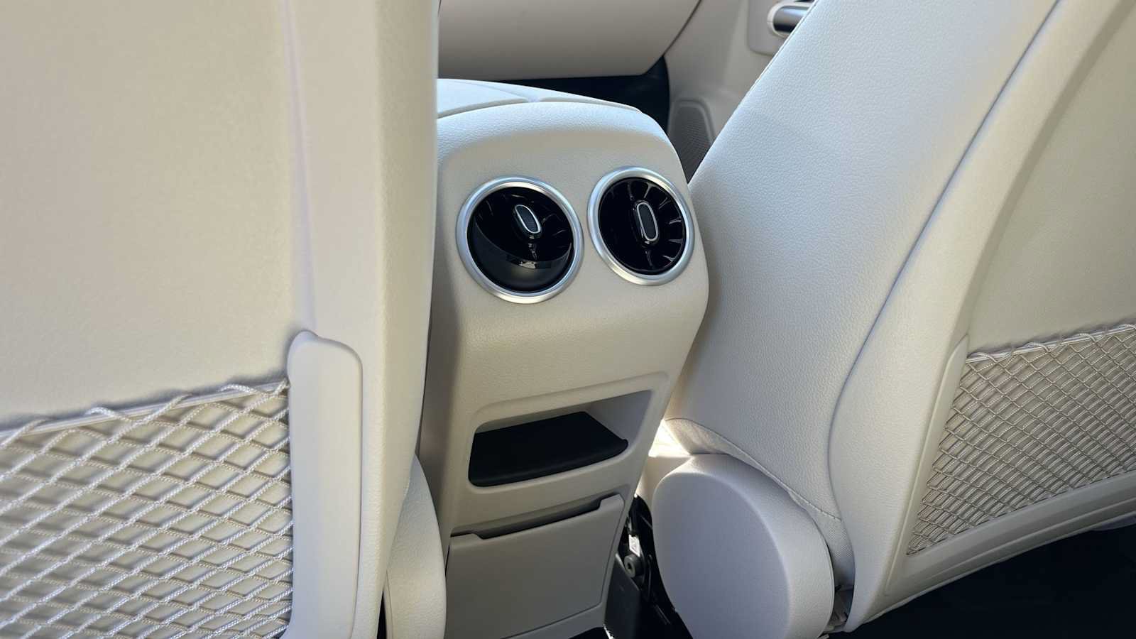 New 2026 Mercedes-Benz GLA 250 4MATIC image 35