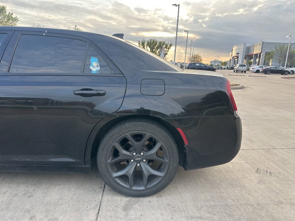 Used 2021 Chrysler 300 S image 7