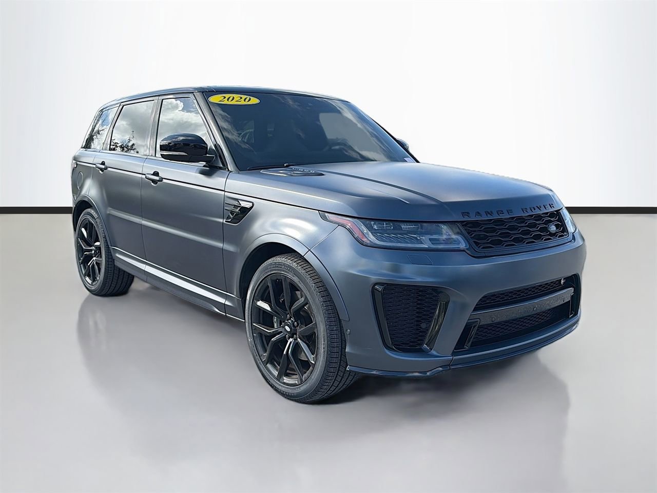 Used 2020 Land Rover Range Rover Sport SVR image 2