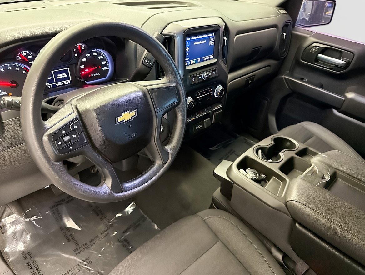 Used 2023 Chevrolet Silverado 1500 Custom RWD image 5