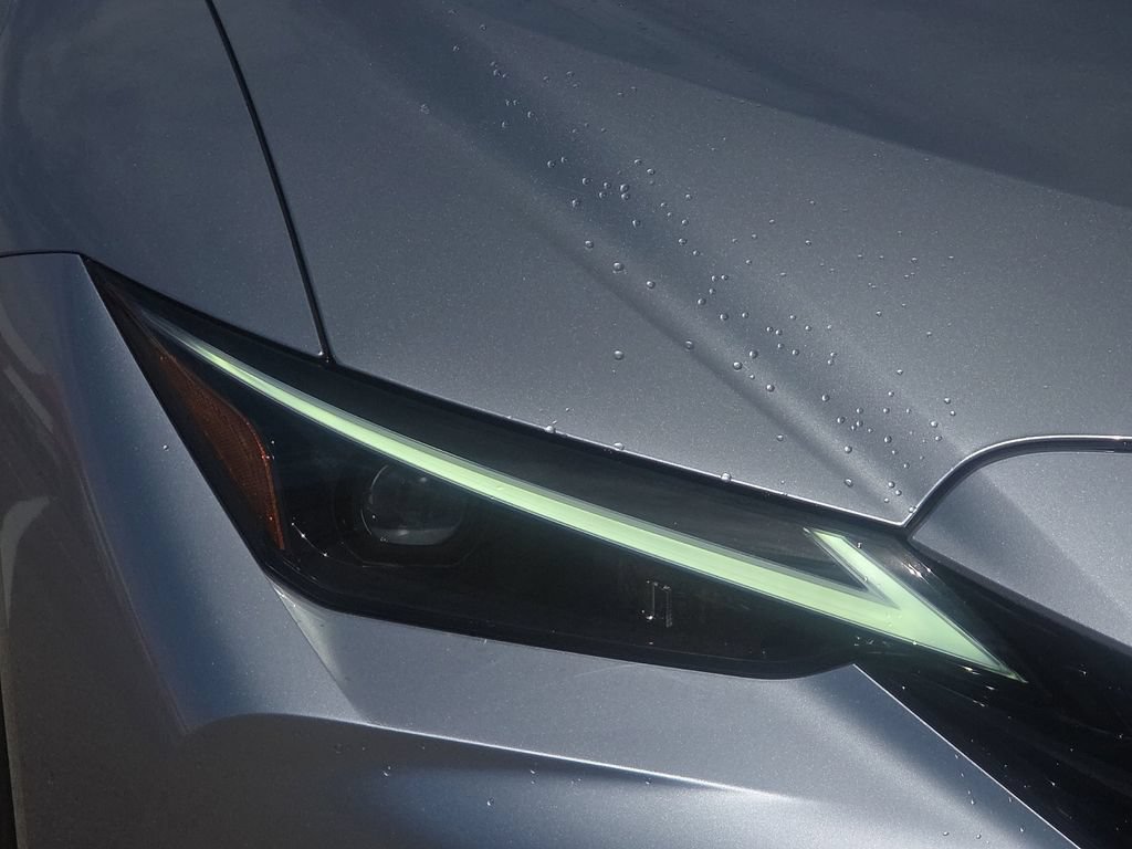 New 2026 Lexus IS 350 F Sport RWD image 8