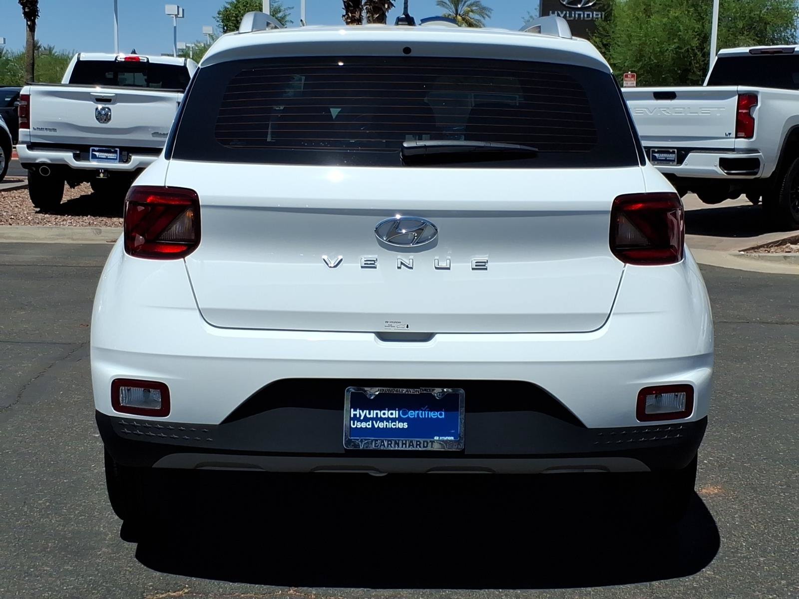 Certified 2026 Hyundai Venue SEL FWD image 4