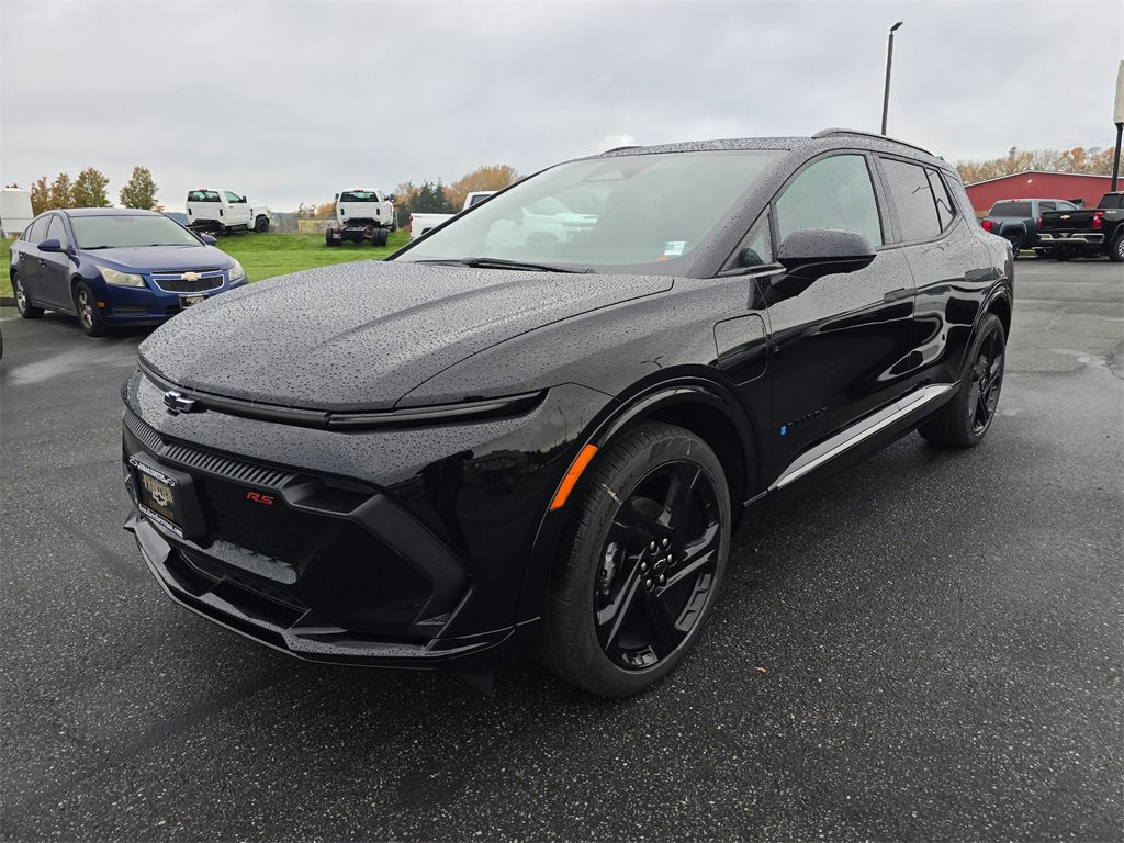 New 2026 Chevrolet Equinox EV RS image 8