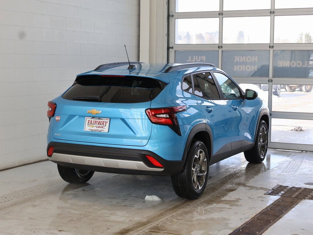 New 2026 Chevrolet Trax LT w/ Driver Confidence Package image 3