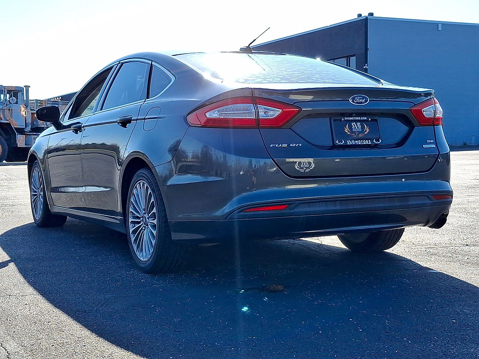Used 2016 Ford Fusion SE w/ Equipment Group 202A FWD image 22