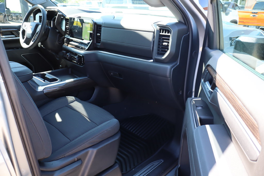 New 2026 Chevrolet Silverado 2500 LT w/ Safety Package AWD/4WD image 48