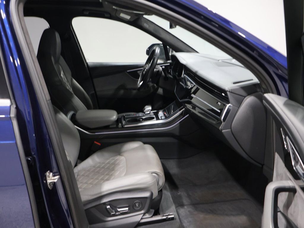 Used 2020 Audi SQ7 Prestige w/ Prestige Package image 25