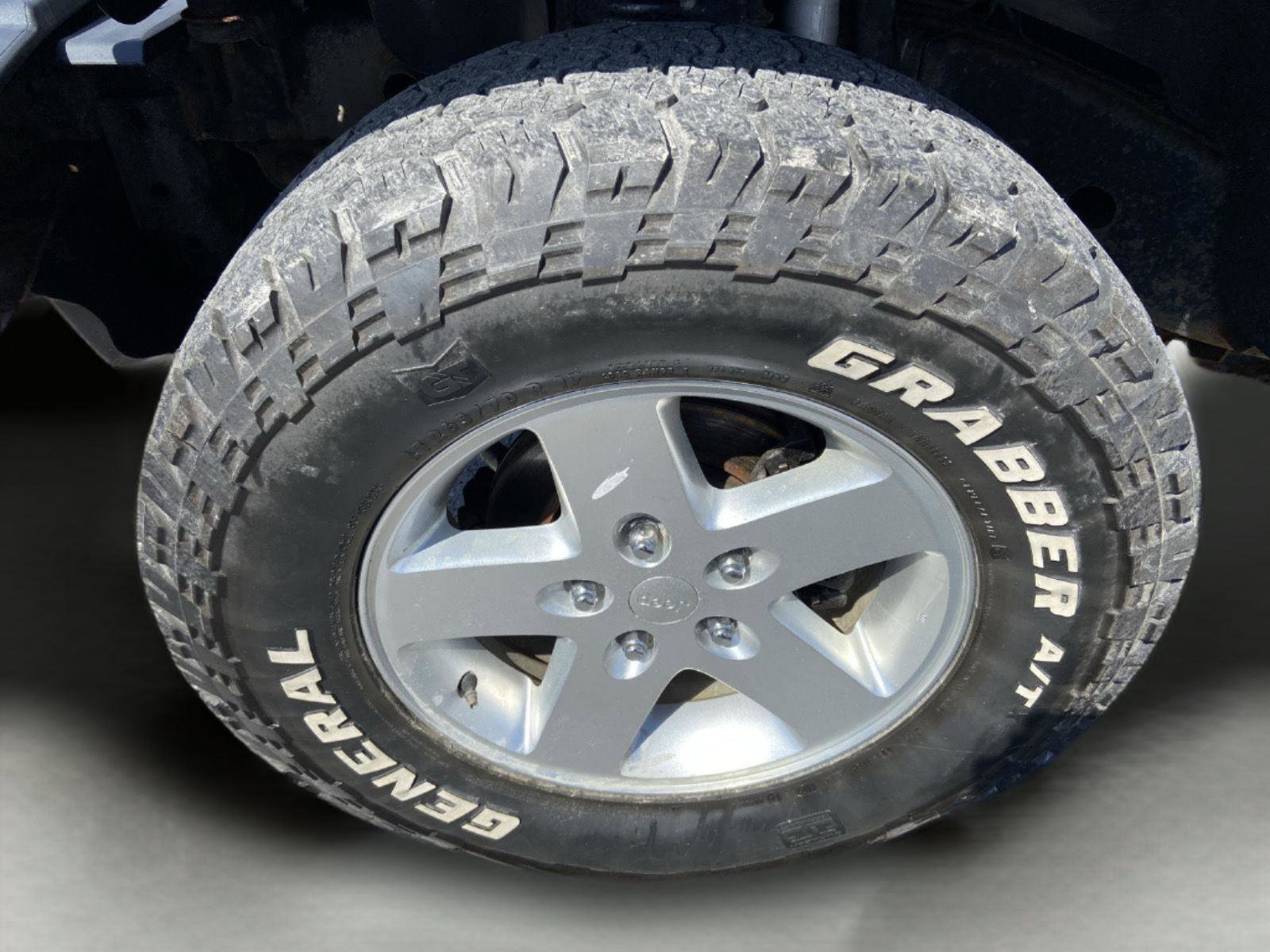 Used 2014 Jeep Wrangler Sport w/ Quick Order Package 23S AWD/4WD image 31