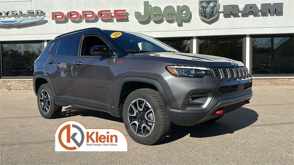 Used 2024 Jeep Compass Trailhawk w/ Trailhawk Elite Group