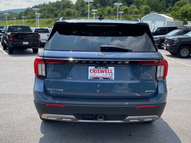 Used 2025 Ford Explorer Active w/ Active Comfort Package AWD/4WD image 4