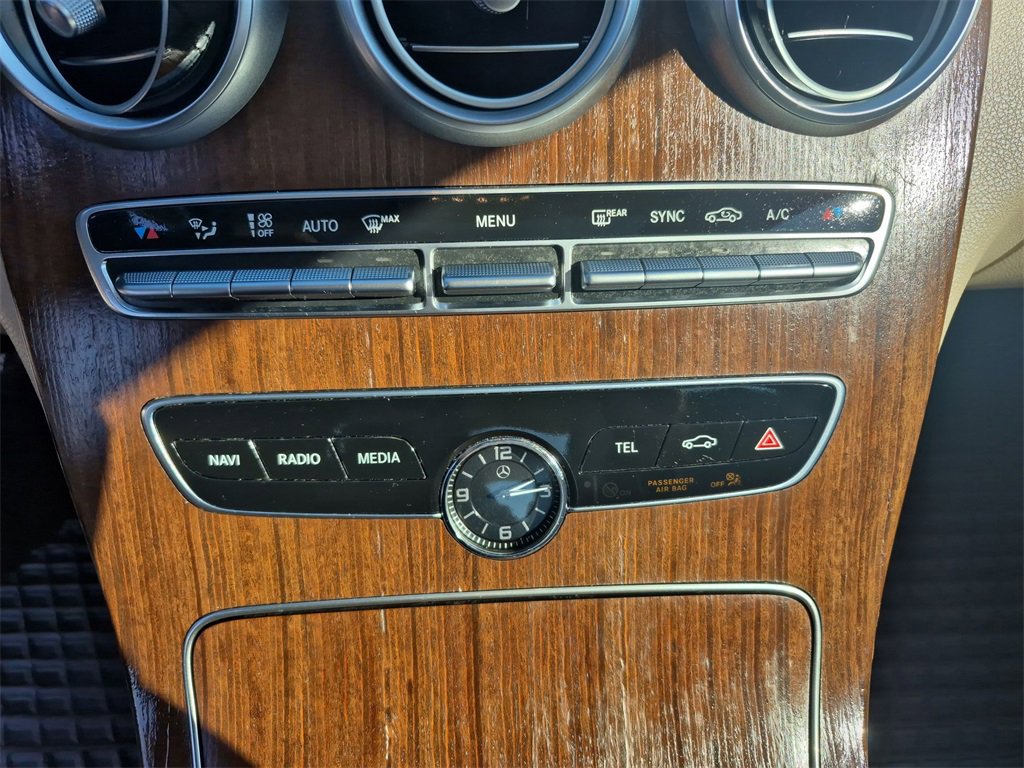 Used 2021 Mercedes-Benz C 300 4MATIC Sedan image 25