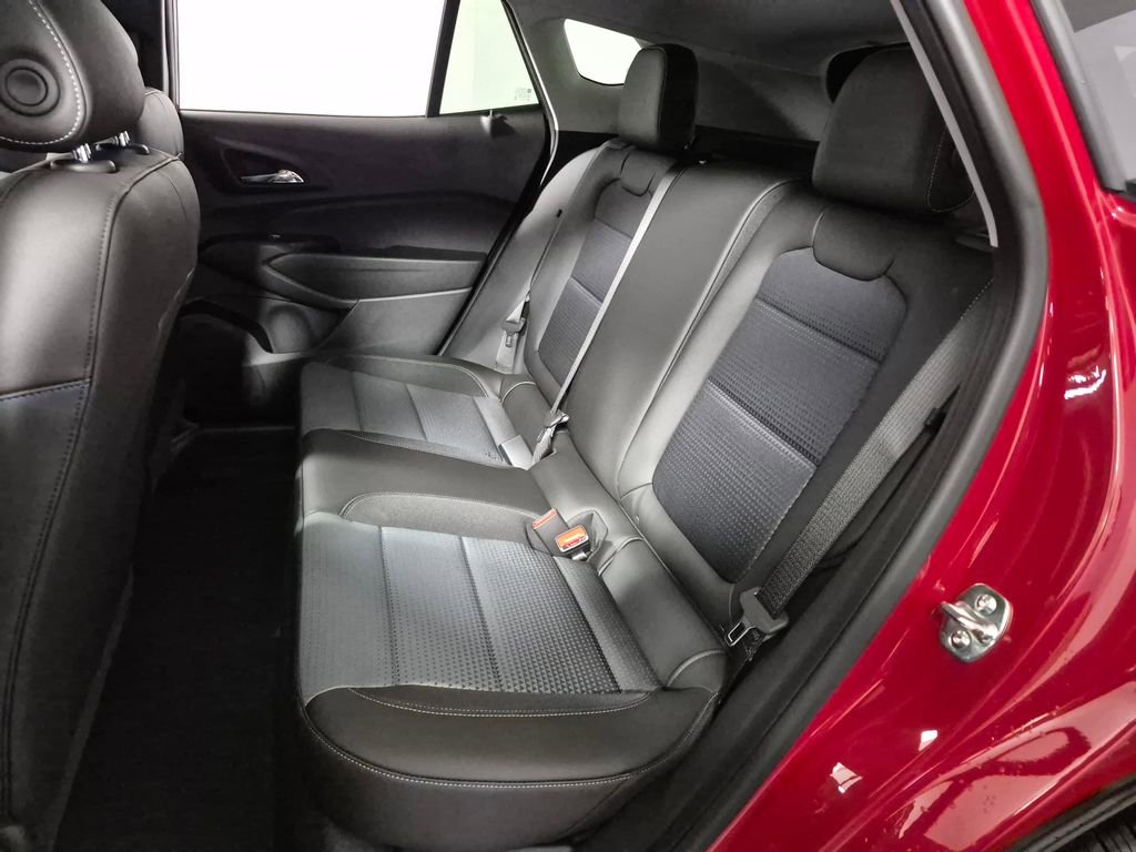 New 2026 Chevrolet Trax LT w/ Driver Confidence Package FWD image 22