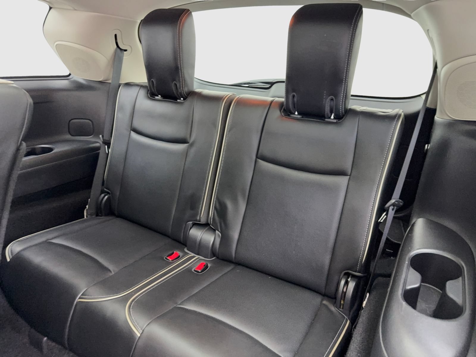 Used 2017 INFINITI QX60 FWD w/ Deluxe Technology Package image 42