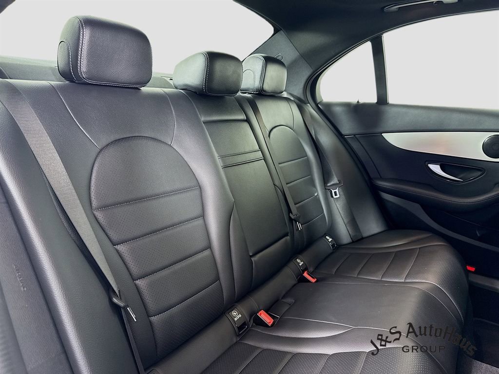 Used 2021 Mercedes-Benz C 300 Sedan image 32