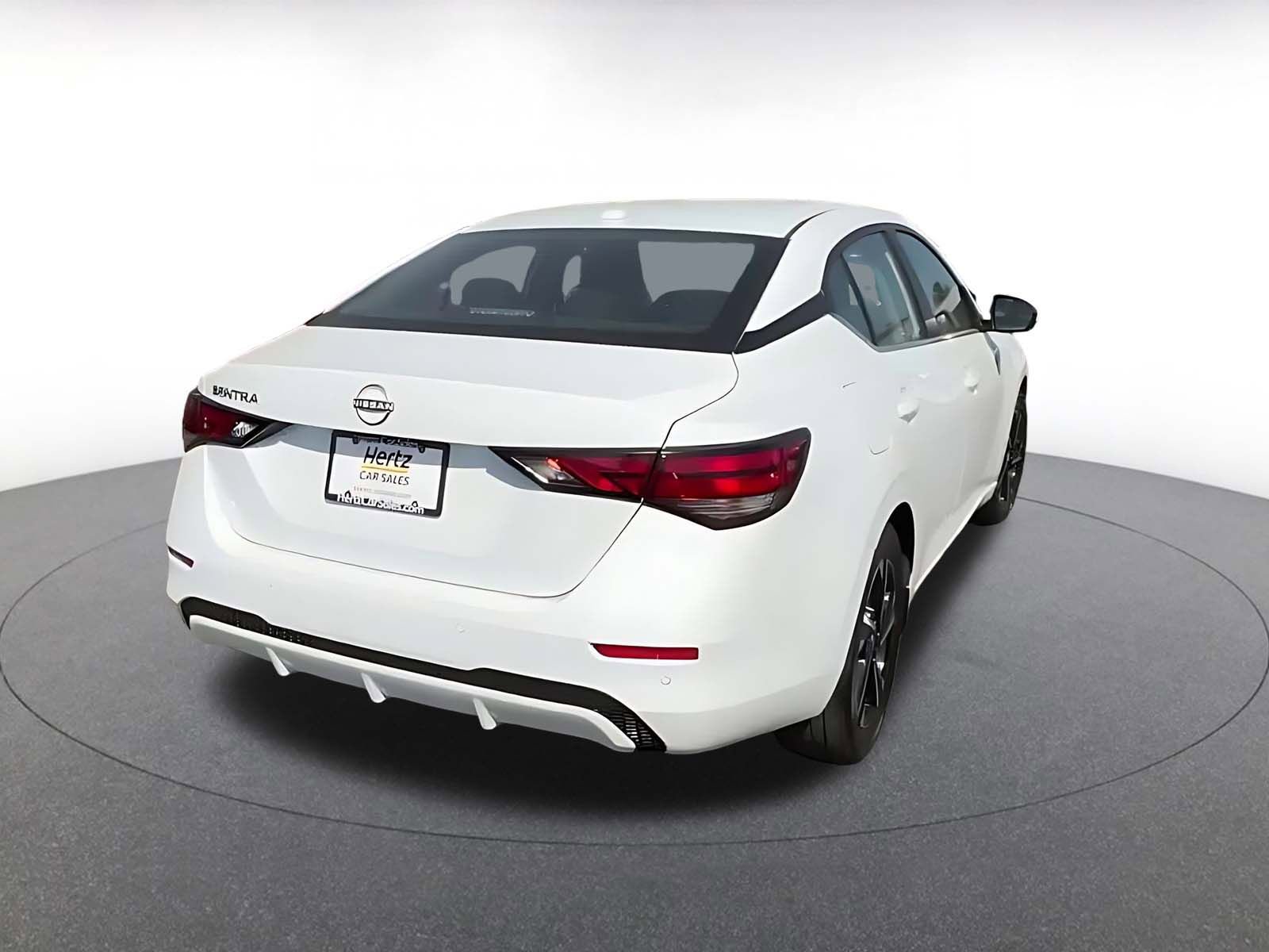 Used 2025 Nissan Sentra SV image 14