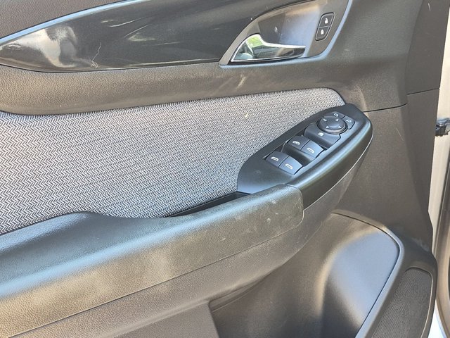Used 2025 Chevrolet TrailBlazer LT AWD/4WD image 9