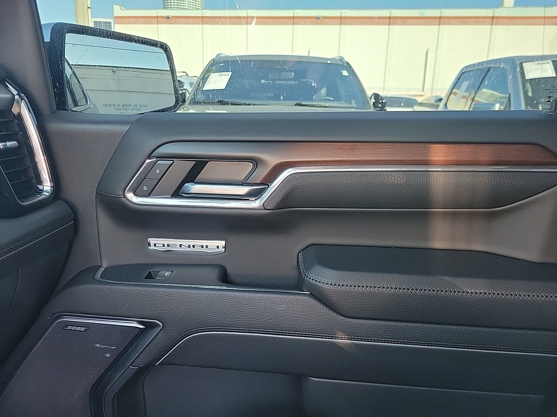 Used 2024 GMC Sierra 1500 Denali w/ Technology Package image 32