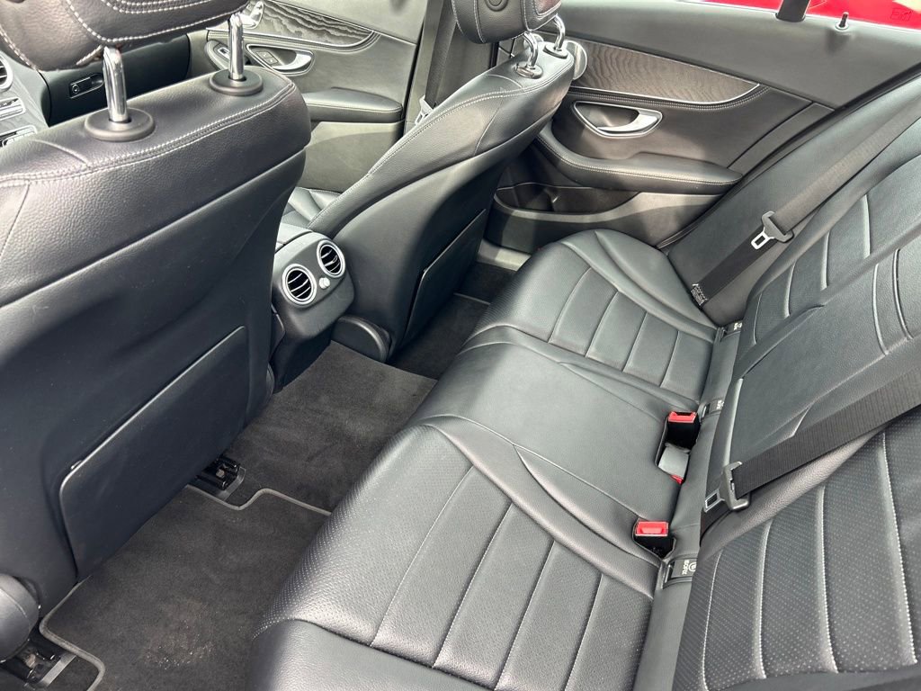 Used 2015 Mercedes-Benz C 300 Sedan image 31