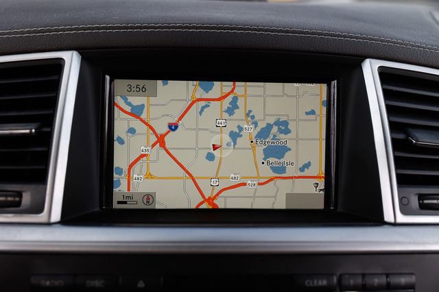 Used 2016 Mercedes-Benz GL 450 4MATIC 4dr GL 450 image 36