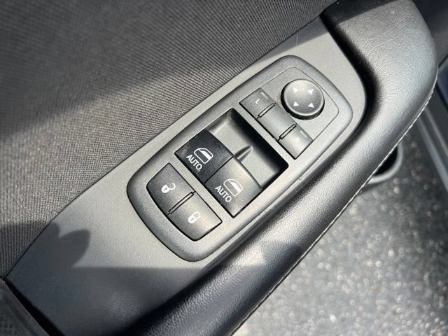 Used 2018 Dodge Challenger R/T w/ Driver Convenience Group RWD image 25